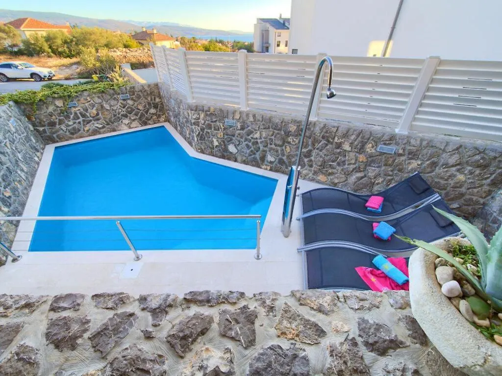 Villa Miracle 1 Comfortable Holiday Residence Krk Town
