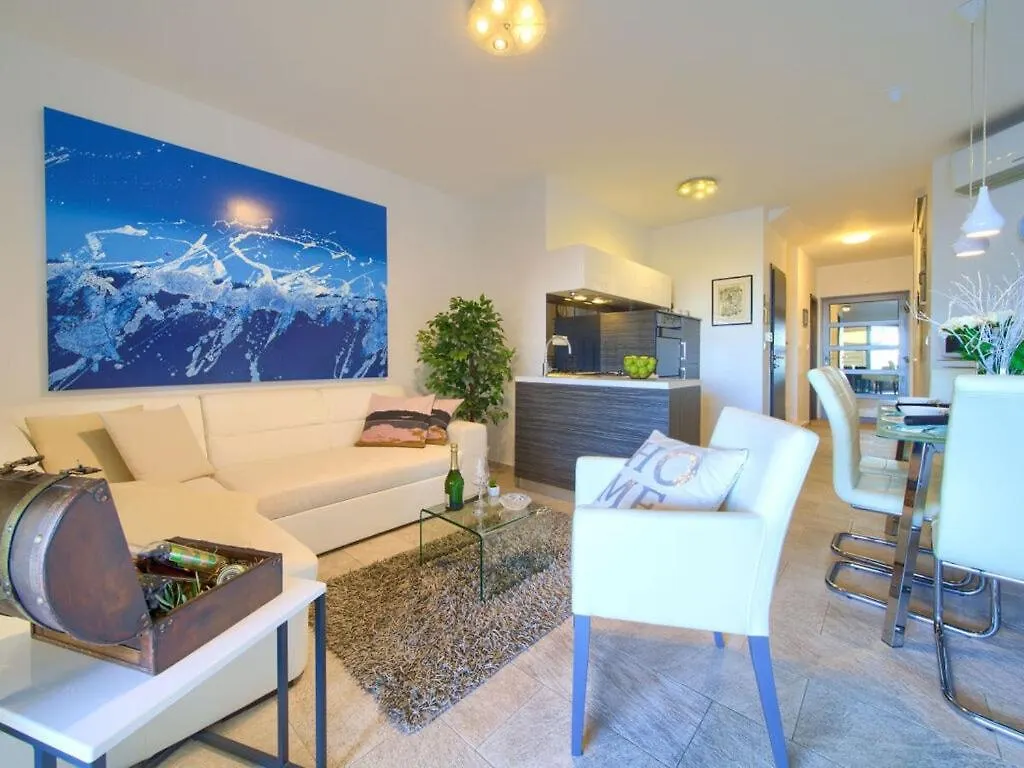 Miracle 1 Comfortable Holiday Residence Krk Town Villa