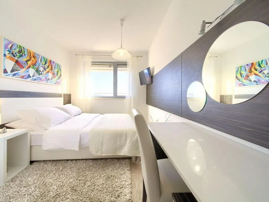 Villa Miracle 1 Comfortable Holiday Residence Krk Town