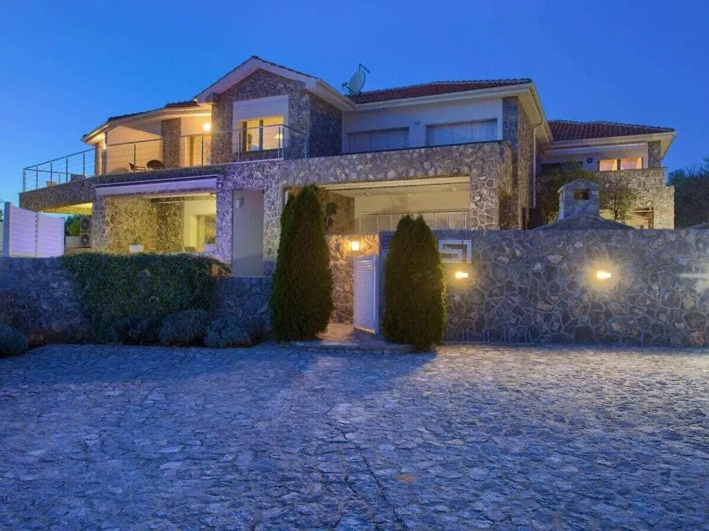 Miracle 1 Comfortable Holiday Residence Krk Town
