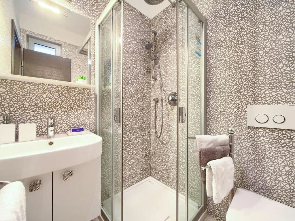 Miracle 1 Comfortable Holiday Residence Krk Town Villa